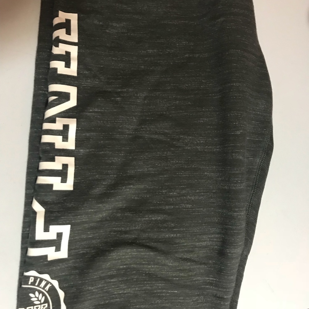 Vs pink jogger pants size large nwt